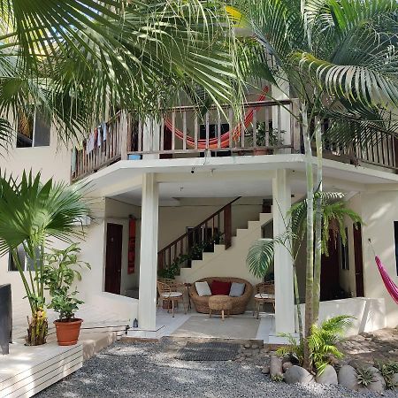 Layback Surf Hotel Tamanique Bagian luar foto